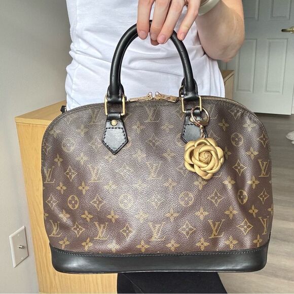 ✅AUTHENTIC✅LOUIS VUITTON ALMA PM - Picture 15 of 15
